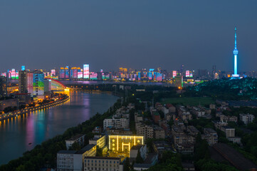 诺基亚5130和2730哪个好?